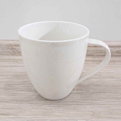 Vánoční porcelánový hrnek s jeleny 490 ml Dakls