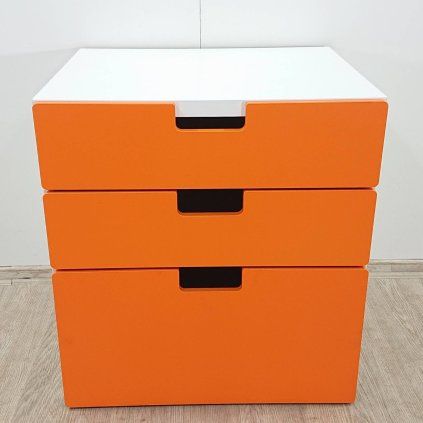 Oranžová dětská komoda Ikea Stuva