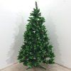 Umělý vánoční stromeček se šiškami v 180 cm, o 110 cm