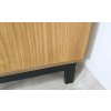 Komoda s dřevěnou konstrukcí a černými detaily Marckeric Alessia, šířka 95 cm_4